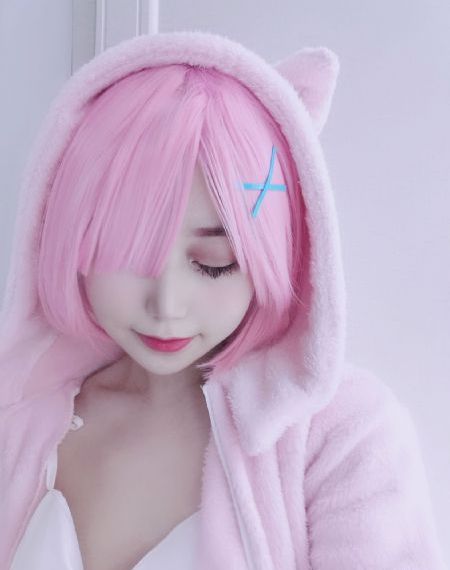 女大学生的按摩房_BD英语免费观看电视剧